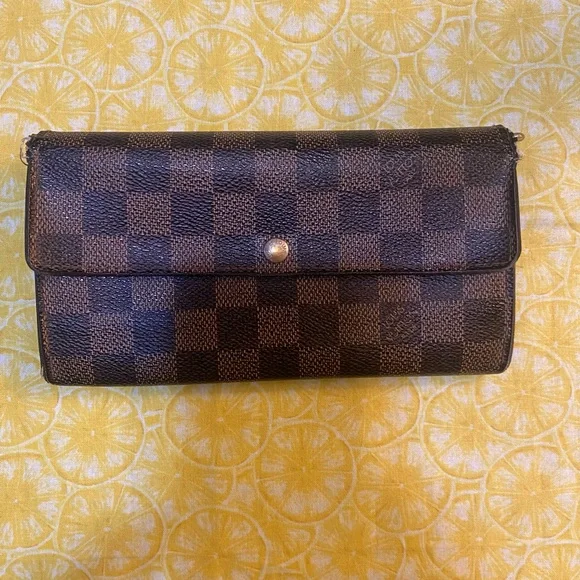 Louis Vuitton Damier Ebene Sarah wallet Authentic Project - Picture 1 of 12